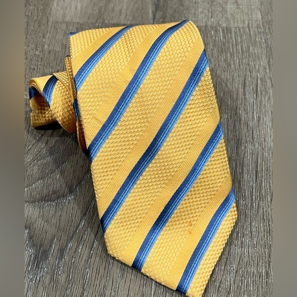 Canali Tie Made in Italy 100% Silk Yellow Navy Stripe Power Business Summer - Picture 3 of 11